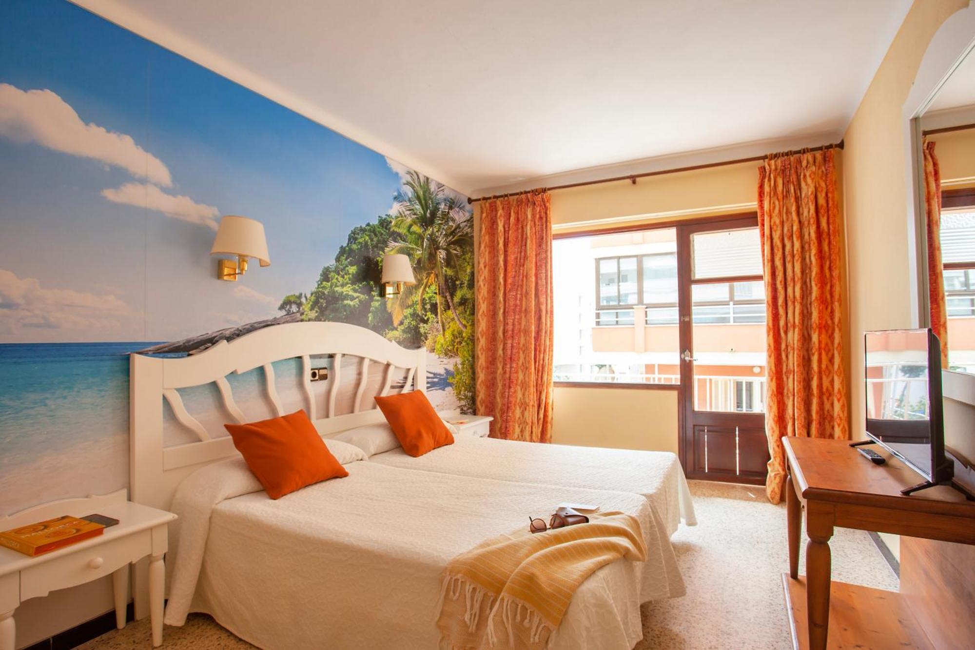 Hostel Bj Bona Vista S'Illot (Mallorca)